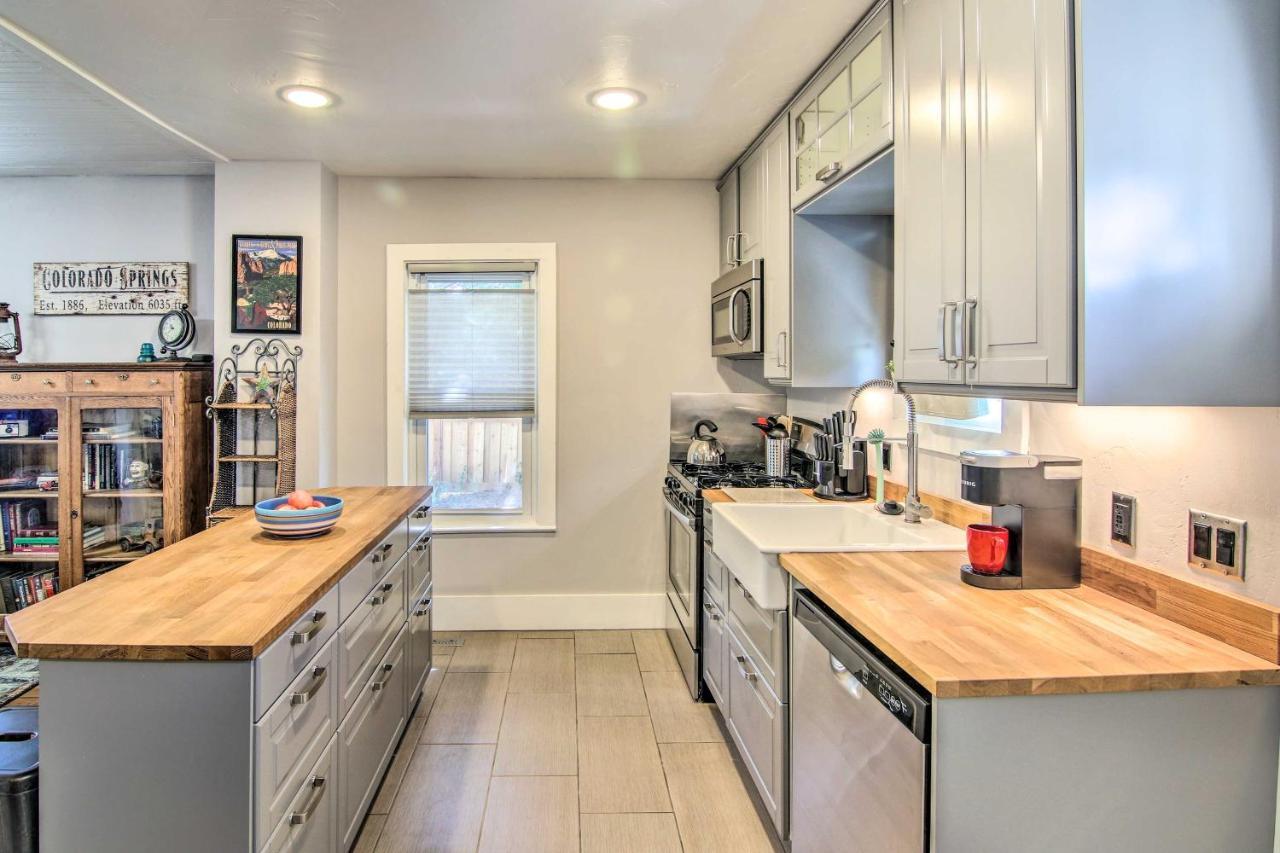 Colorado Springs Bungalow - Walk To Downtown! Exterior photo